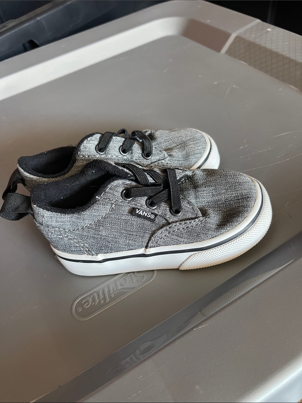 NWOB Vans Kids' Gray and Black Canvas Sneakers 5